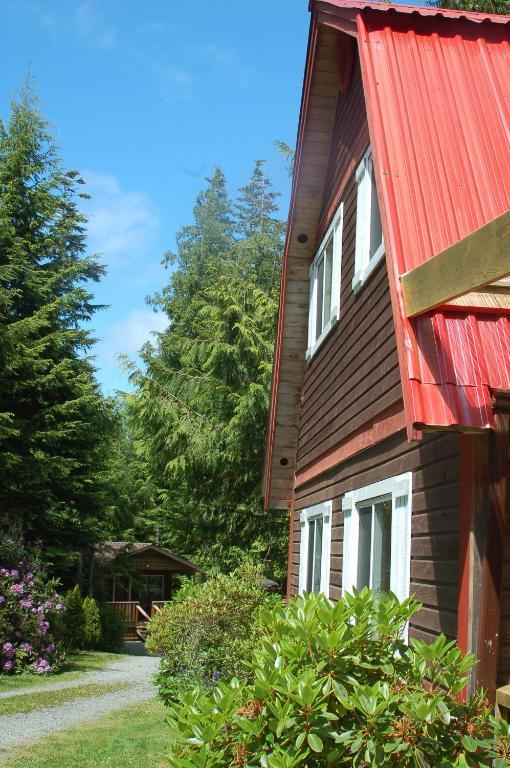 The Outside Inn Ucluelet Extérieur photo